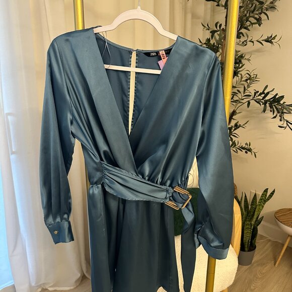 ZARA Jumpsuit SATIN ROMPER Silver BUCKLE - Picture 3 of 9